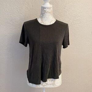 Athleta Charcoal Short Sleeve Tee asymmetrical size xs